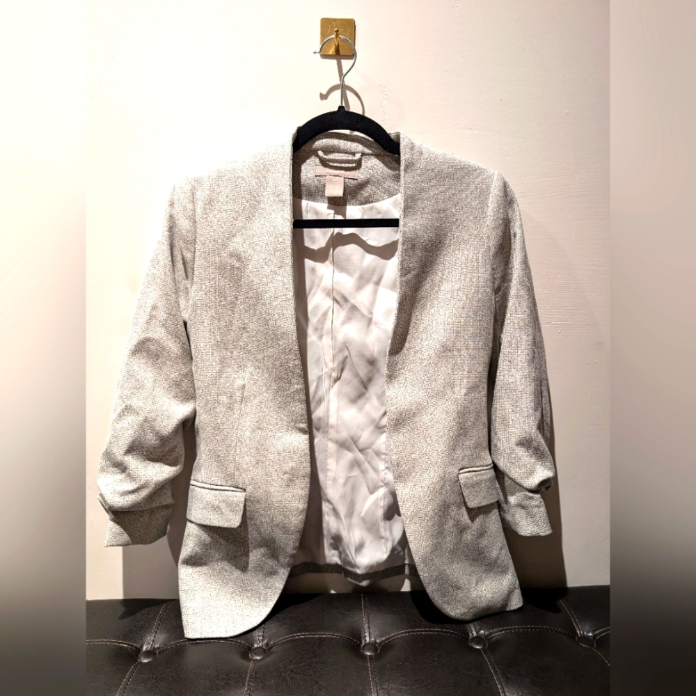 🚨 Last Chance Make Any Offer 🚨H&M Woman's Blazer